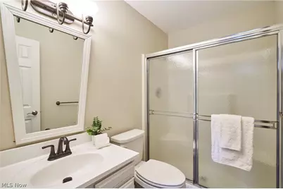 880 Hampton Ridge Drive, Akron, OH 44313 - Photo 16