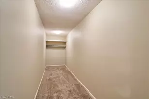 880 Hampton Ridge Dr, Akron, OH 44313 - Photo 24