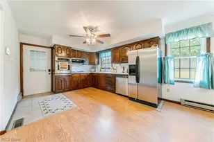 4760 Oster Rd, Sheffield Village, OH 44054 - Photo 12