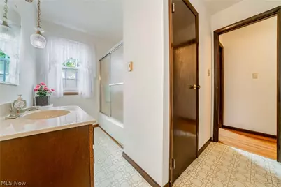4760 Oster Road, Sheffield Village, OH 44054 - Photo 28