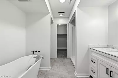 550 Russet Woods Lane #25, Aurora, OH 44202 - Photo 14