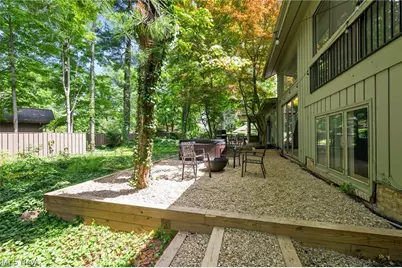 550 Russet Woods Lane #25, Aurora, OH 44202 - Photo 32