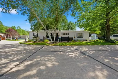 6416 Winterhaven, Madison, OH 44057 - Photo 2