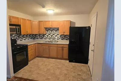 23580 Comstock Road, Huber Heights, OH 44146 - Photo 4
