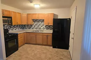 23580 Comstock Rd, Huber Heights, OH 44146 - Photo 4