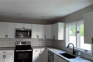 310 Broad St, Wadsworth, OH 44281 - Photo 16