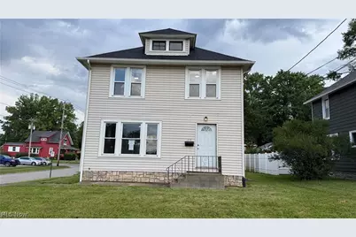 310 Broad Street, Wadsworth, OH 44281 - Photo 1