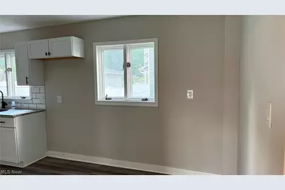 310 Broad Street, Wadsworth, OH 44281 - Photo 14