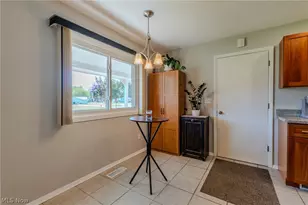 6478 Fairfax Dr, Mentor, OH 44060 - Photo 6