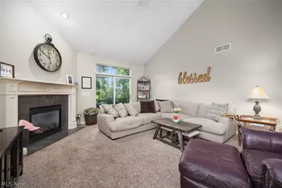 652 Lakeside Drive, Avon Lake, OH 44012 - Photo 8