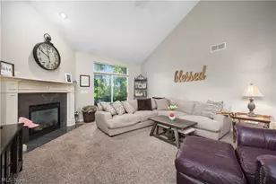 652 Lakeside Dr, Avon Lake, OH 44012 - Photo 8