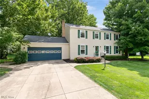 2329 Oakpoint Dr, Akron, OH 44321 - Photo 1