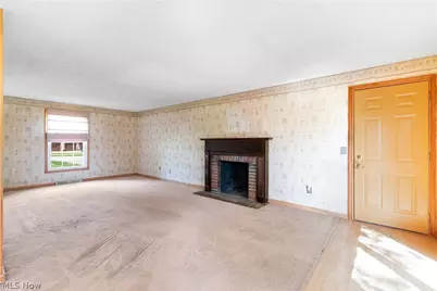 2329 Oak Point Drive, Akron, OH 44321 - Photo 12