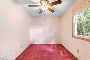 2329 Oakpoint Dr, Akron, OH 44321 - Photo 24