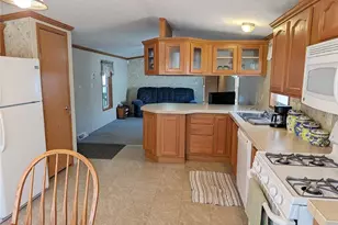 266 Bender St NE, Navarre, OH 44662 - Photo 8