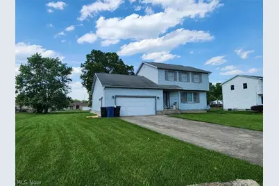 798 Devitt Avenue, Campbell, OH 44405 - Photo 2