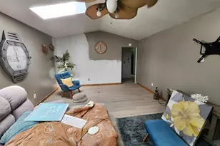 798 Devitt Ave, Campbell, OH 44405 - Photo 20