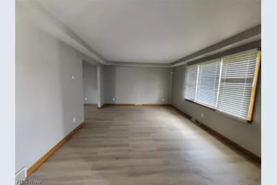 798 Devitt Avenue, Campbell, OH 44405 - Photo 14