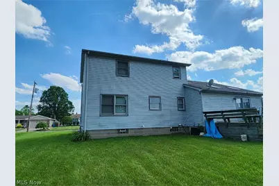 798 Devitt Avenue, Campbell, OH 44405 - Photo 6