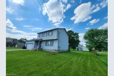 798 Devitt Avenue, Campbell, OH 44405 - Photo 8