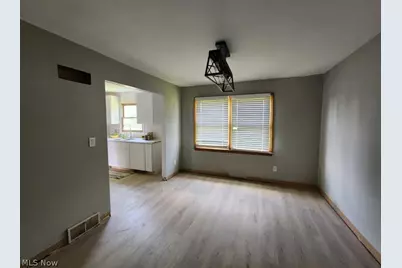 798 Devitt Avenue, Campbell, OH 44405 - Photo 16