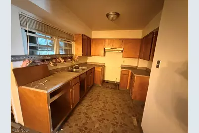 9420 Mount Auburn Avenue, Loveland, OH 44104 - Photo 6
