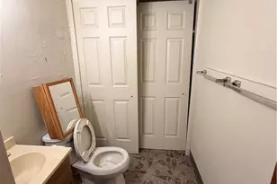 9420 Mt Auburn Ave, Loveland, OH 44104 - Photo 2