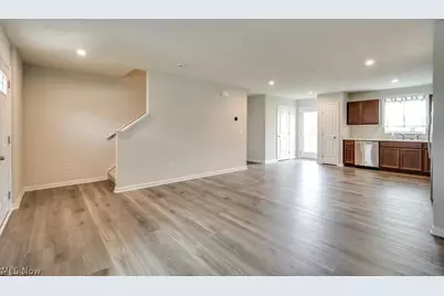 221 River Run Drive, Elyria, OH 44035 - Photo 16