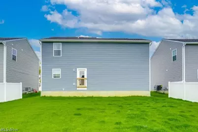 221 River Run Drive, Elyria, OH 44035 - Photo 4