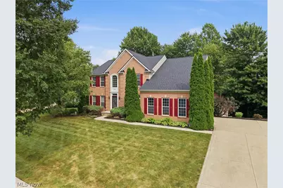 9359 Ashcroft Lane, Twinsburg, OH 44087 - Photo 2
