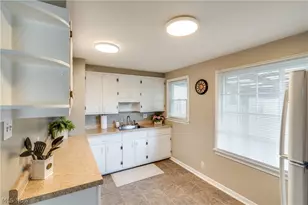 1231 Spangler St NE, Canton, OH 44714 - Photo 10