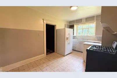 85 Shaefer Street, Akron, OH 44311 - Photo 8