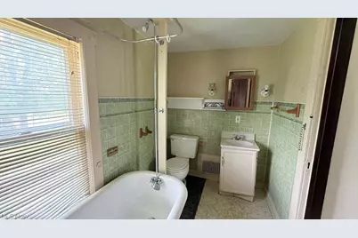 85 Shaefer Street, Akron, OH 44311 - Photo 12