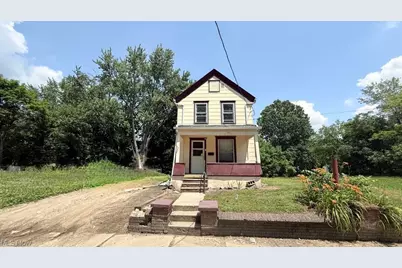 85 Shaefer Street, Akron, OH 44311 - Photo 2