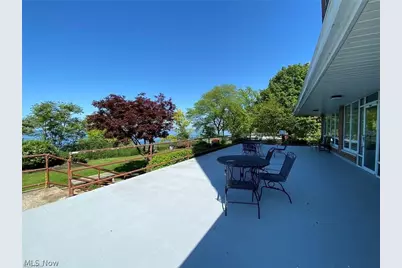 11850 Edgewater Drive #925, Oakwood, OH 44107 - Photo 2