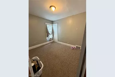 916 E 144th Street, Loveland, OH 44110 - Photo 6