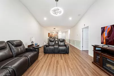 124 Acorn Lane, Elyria, OH 44035 - Photo 10