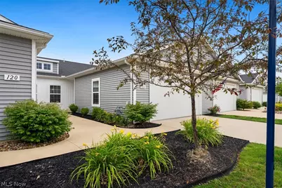 124 Acorn Lane, Elyria, OH 44035 - Photo 2