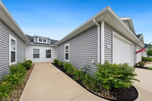 124 Acorn LN, Elyria, OH 44035 - Photo 4