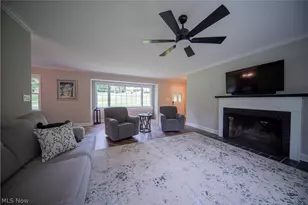 4564 Larkspur Ln, Bath, OH 44333 - Photo 8