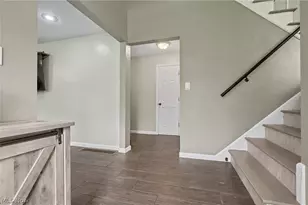 952 Ravenna Rd, Kent, OH 44240 - Photo 2