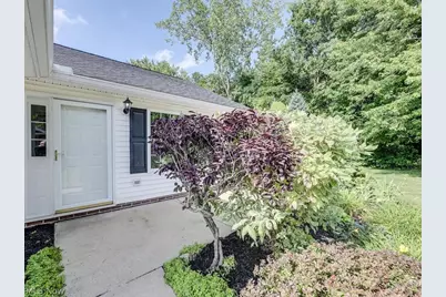 1972 Marsh Lane, Painesville Twp, OH 44077 - Photo 4