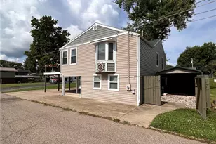 213 Oneal St, Belpre, OH 45714 - Photo 2