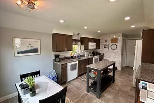 213 Oneal St, Belpre, OH 45714 - Photo 10