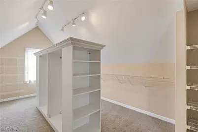 8021 Grayson Drive, Canfield, OH 44406 - Photo 14