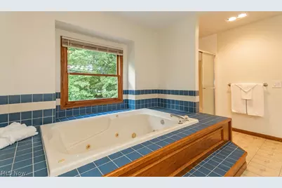 8200 Sheltered Cove, Mentor, OH 44060 - Photo 30