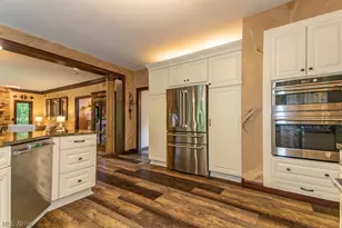 8200 Sheltered Cove, Mentor, OH 44060 - Photo 10