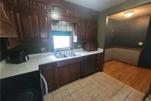 241 Mohican Ave, Orrville, OH 44667 - Photo 10