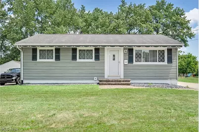 751 Dresden Drive, Hubbard, OH 44425 - Photo 1