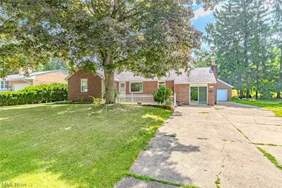 188 Saratoga Avenue NW, Canton, OH 44708 - Photo 2